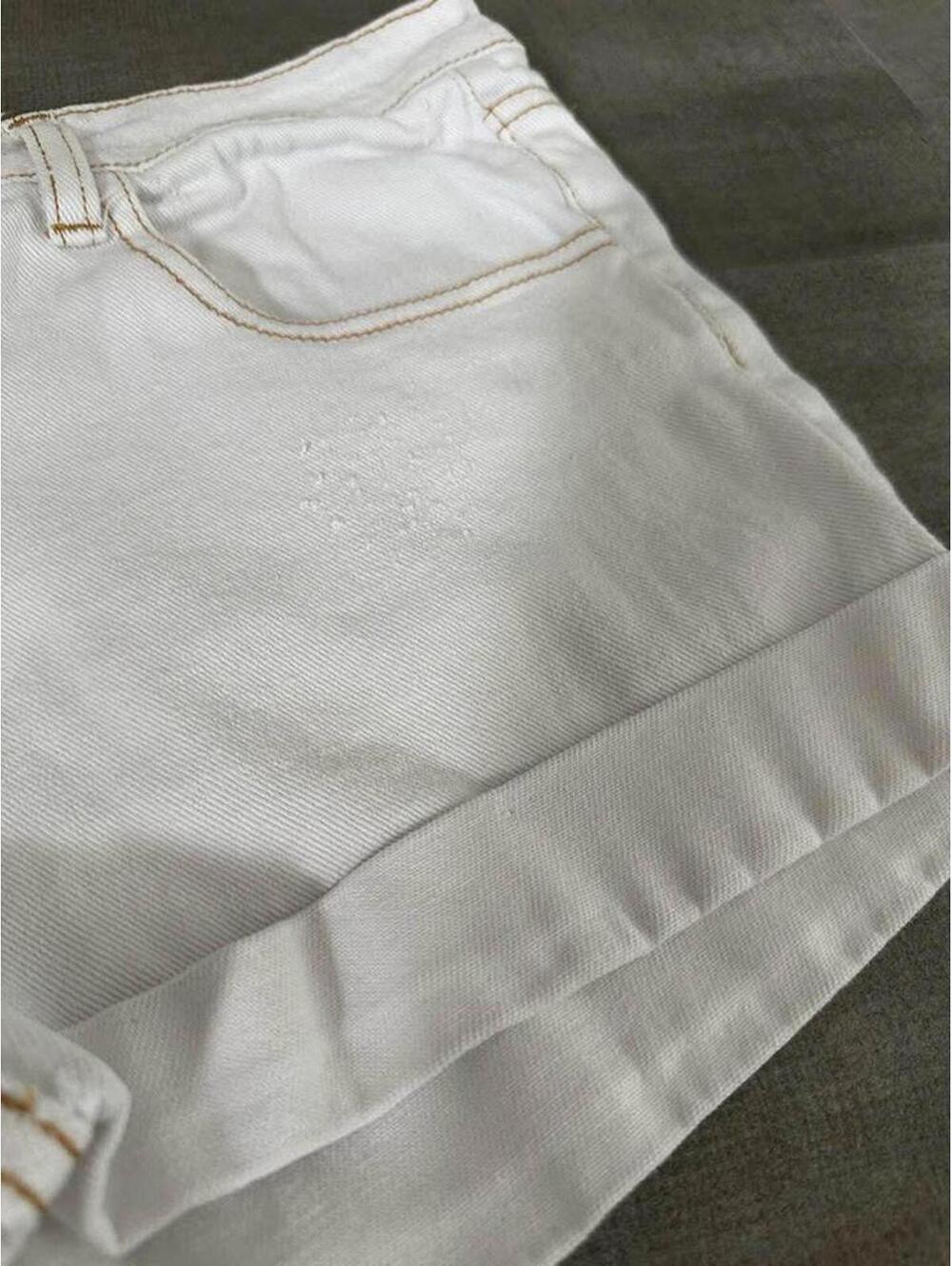 Women’s Clothes - Olsenboye White Denim Jean Shorts - Size 9 - Picture 2 of 6